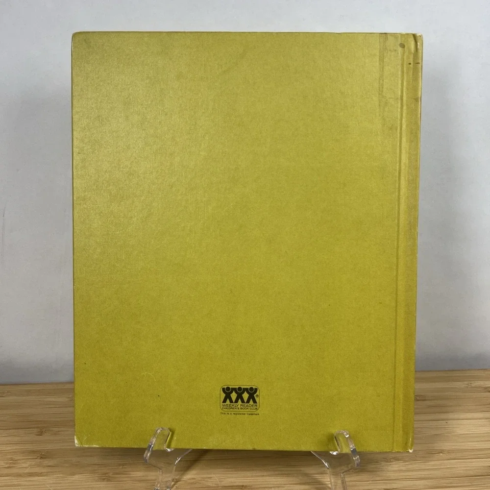 Vtg  Book of Giant Stories by David L. Harrison 1972 Weekly Reader HC